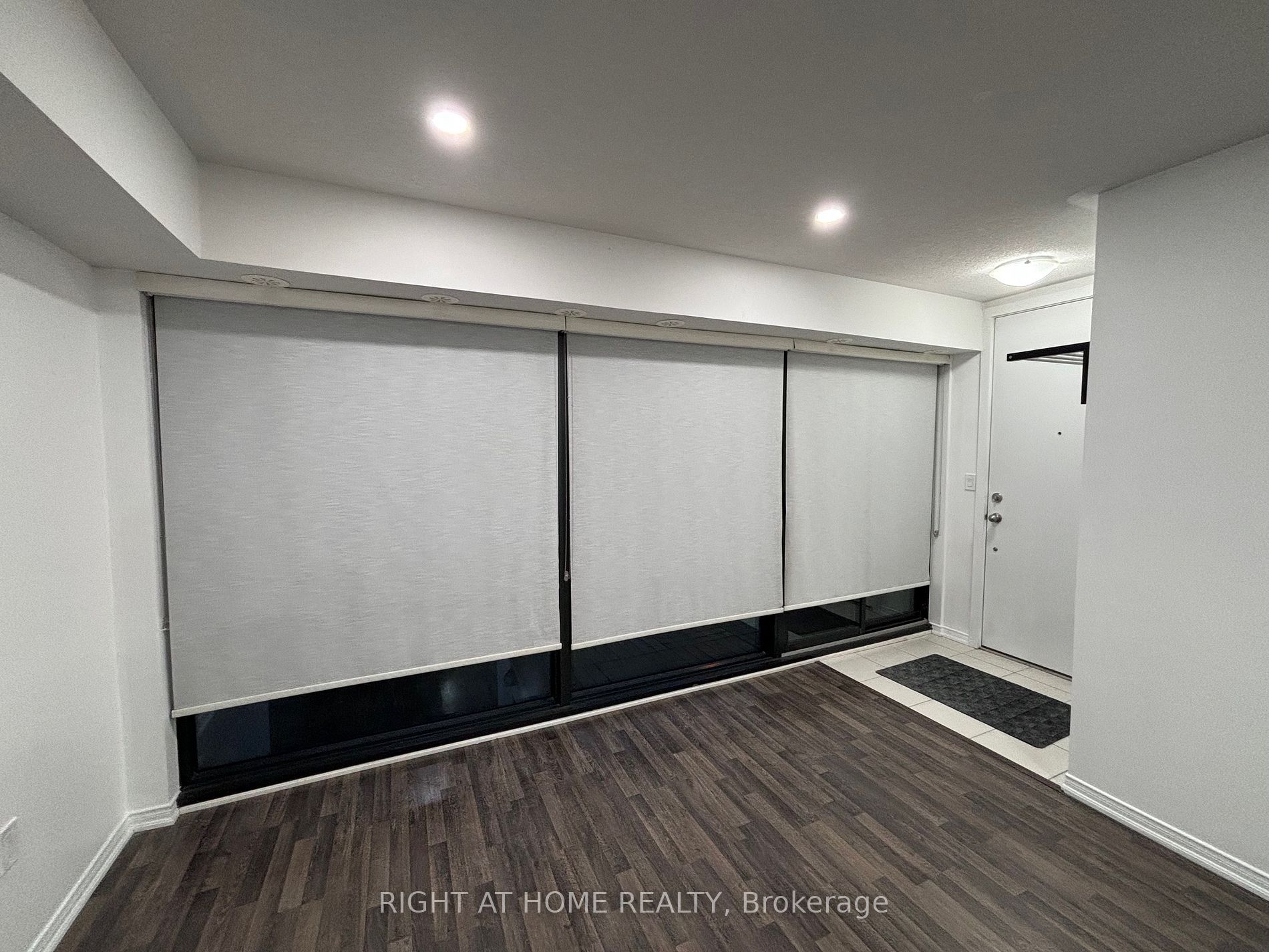 138 Widdecombe Hill Blvd 707