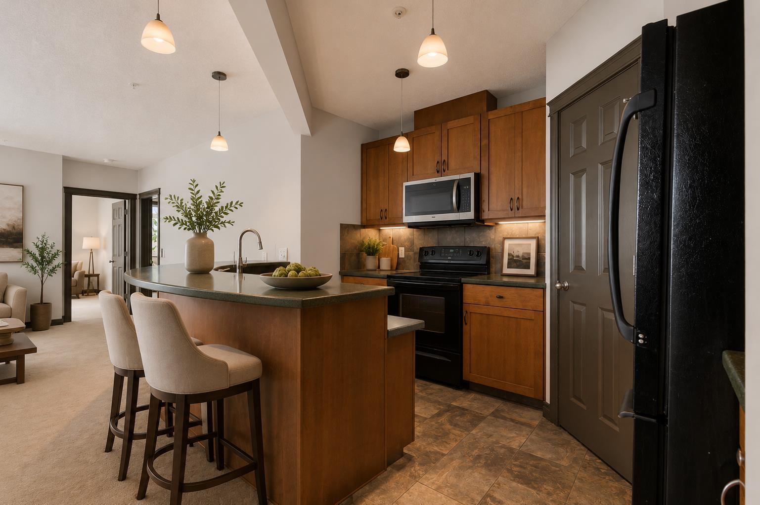 10 Hemlock Crescent SW 306