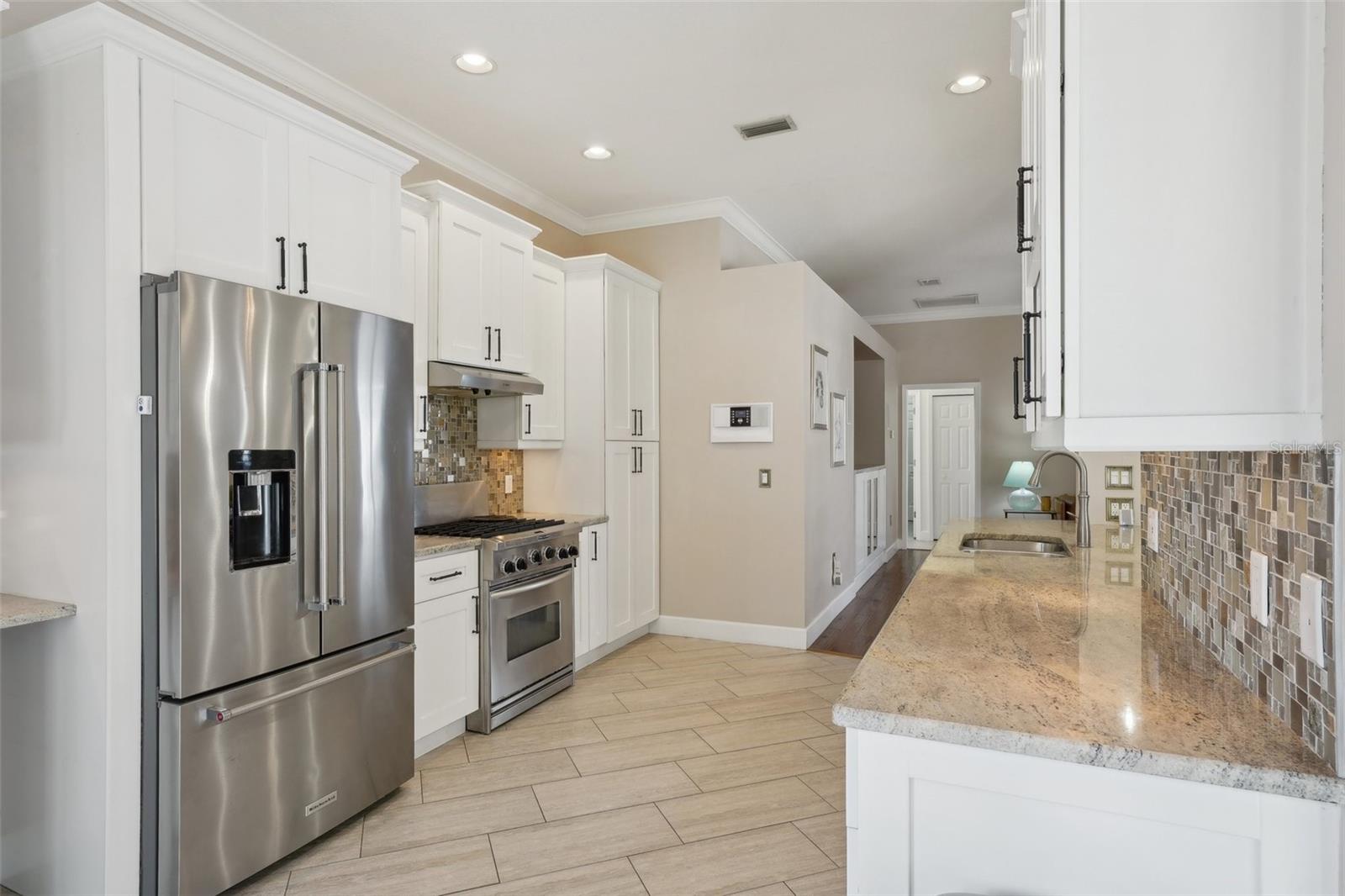 10425 Canary Isle Dr