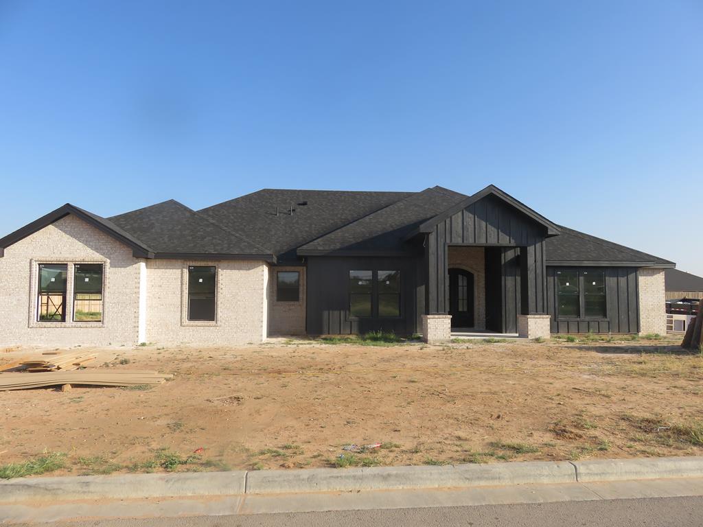 2025 NEW HOME UNDER CONSTRUCTION,5 BEDROOMS (2 BEDROOMS ARE ENSUITE ROOMS) 4 FULLBATHS SITTING ON A 1/2 ACRE IN A CLASSY SUBDIVISON. HYBRID INSULATION, TILE THROGHOUT, WALK IN BUTLER PANTRY, HUGE BACK PATIO, OWNERS UTILTY ROOM, SIDE ENTRY 3 AR GARAGE.ESTIMATED COMPLETION 11/2025.