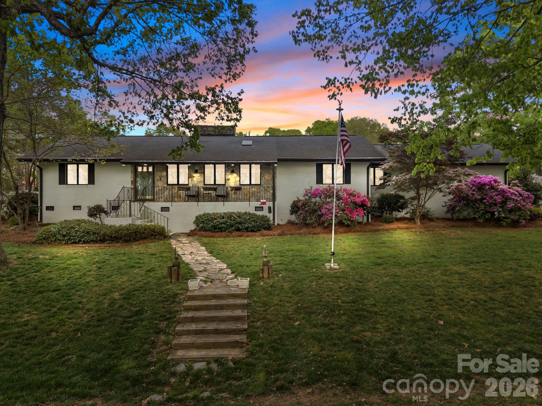 10708 Willow Oak Road