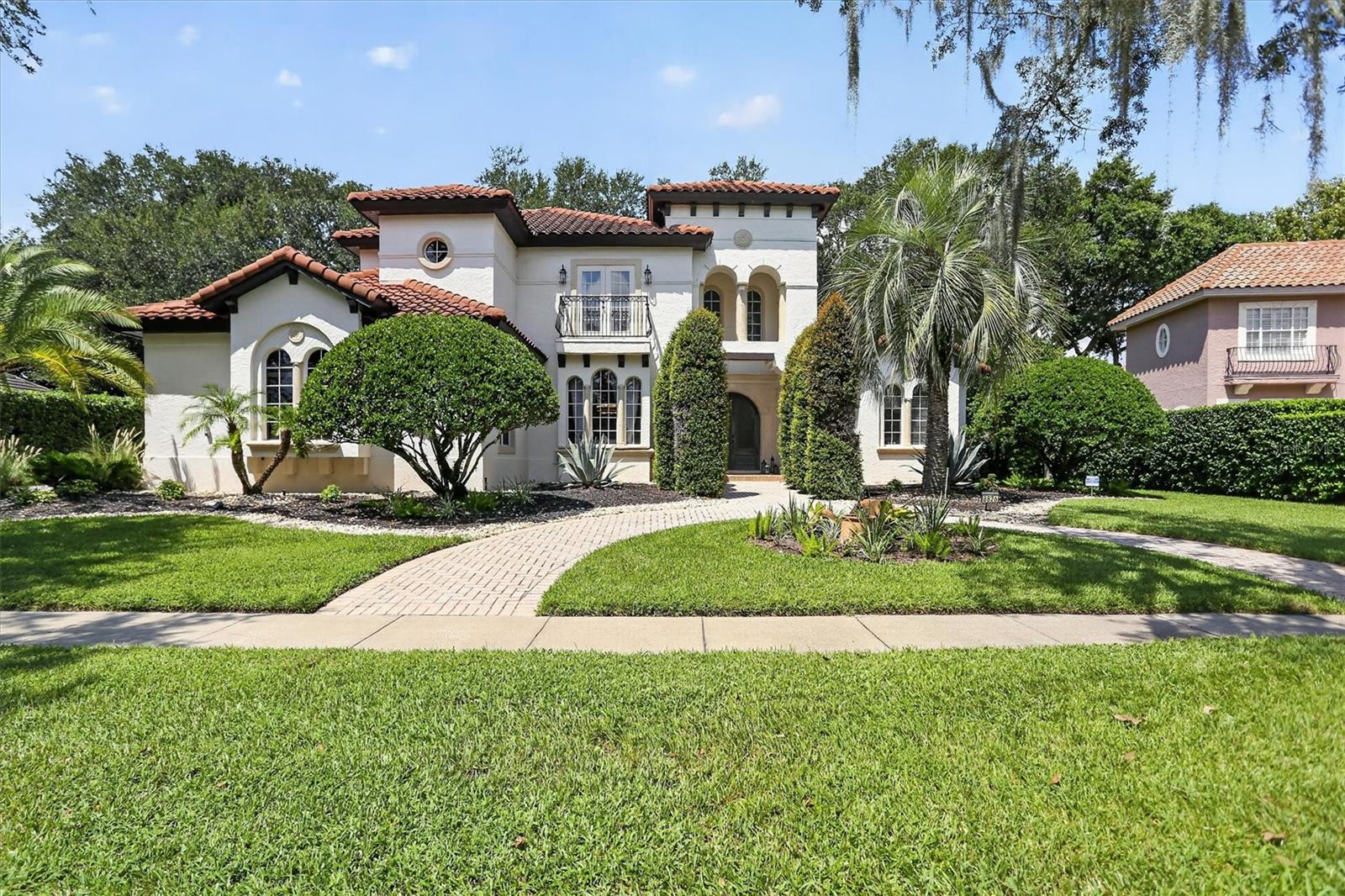 8826 Southern Breeze Drive, Orlando, FL