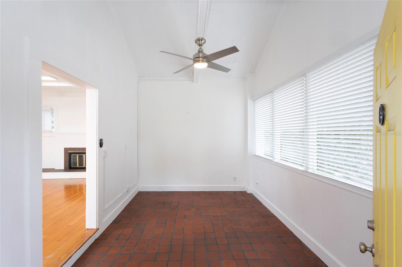 3012 W Sitios Street