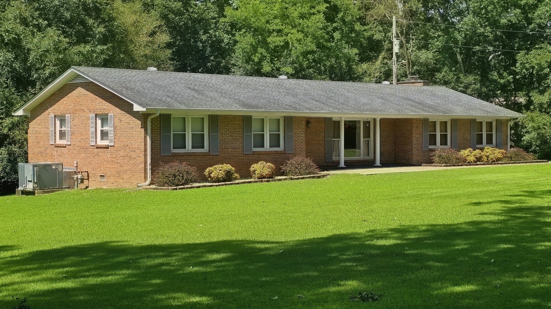 907 Asbury Dr