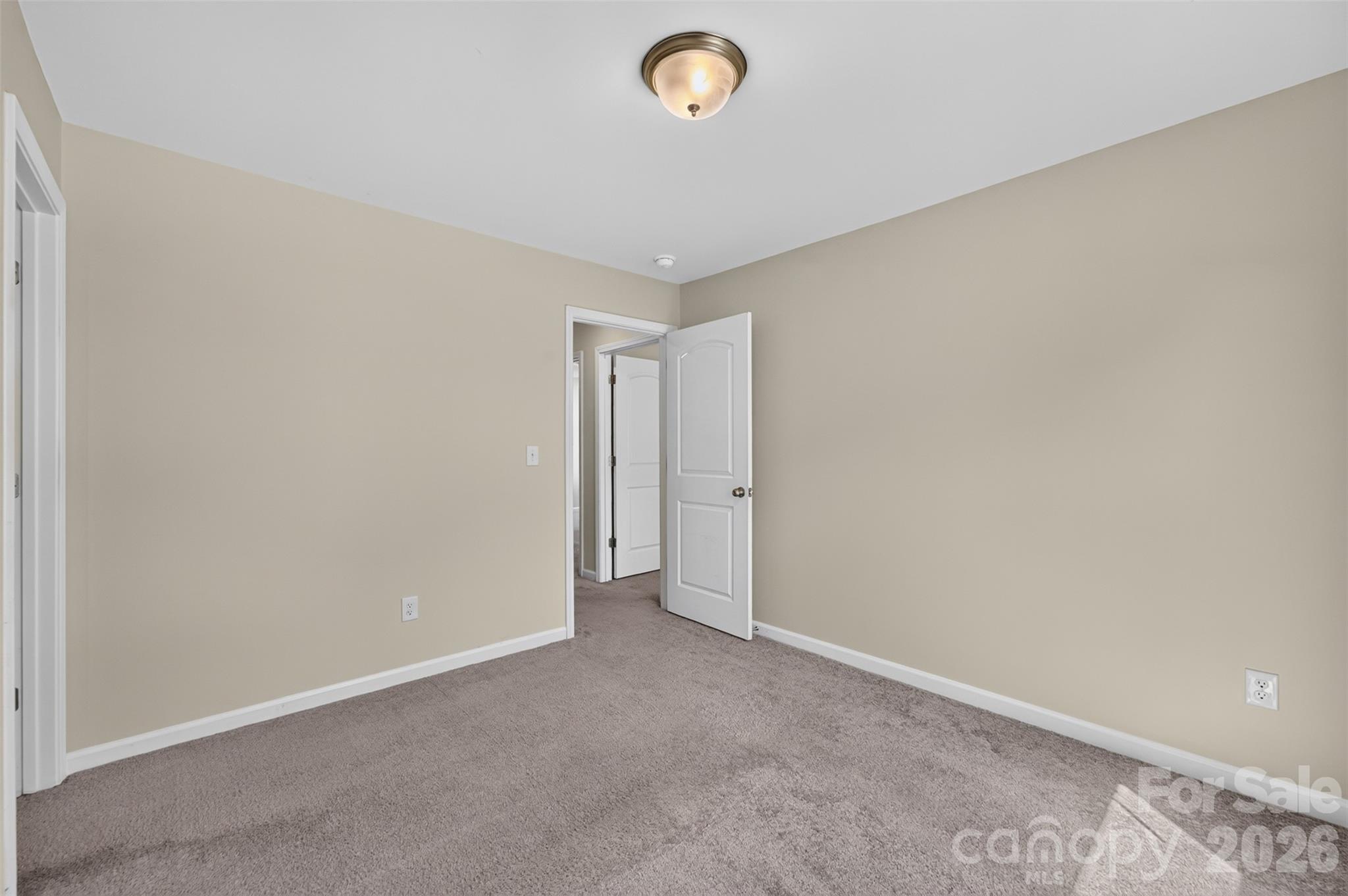 1475 Cannan Mountain Drive