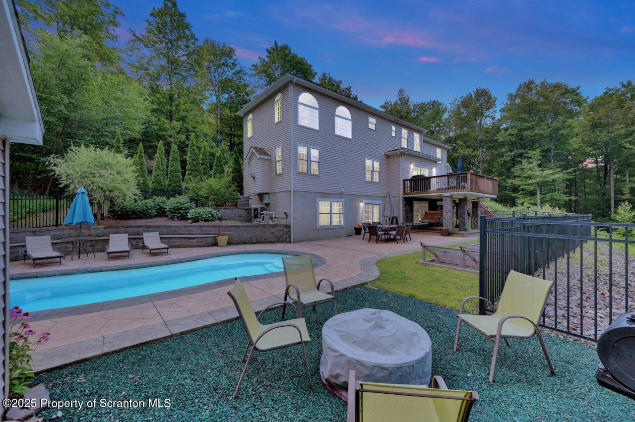 172 Constitution Drive