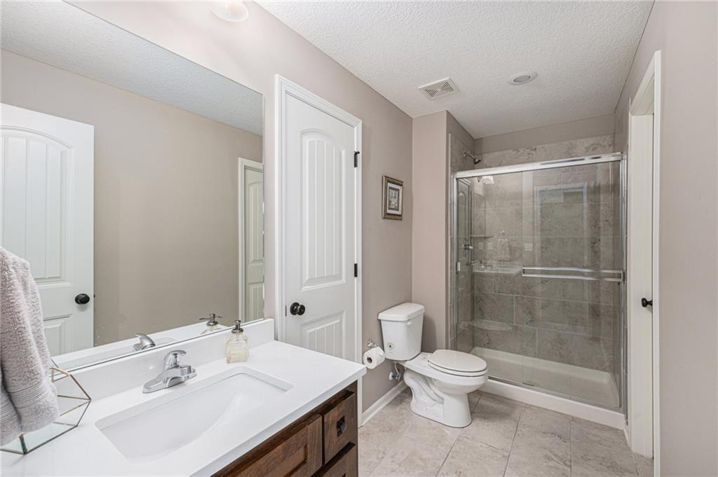 3608 NE 85th Terrace