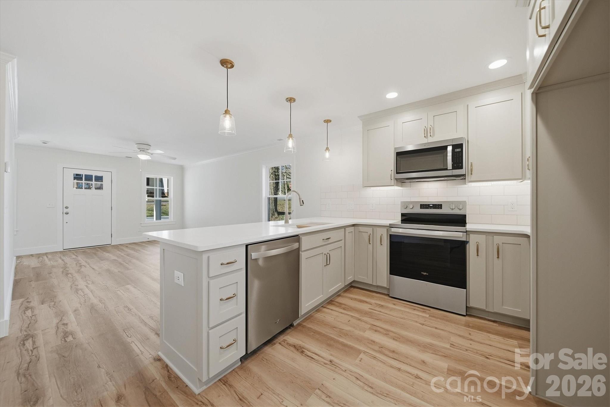 119 Birdsey Street 80