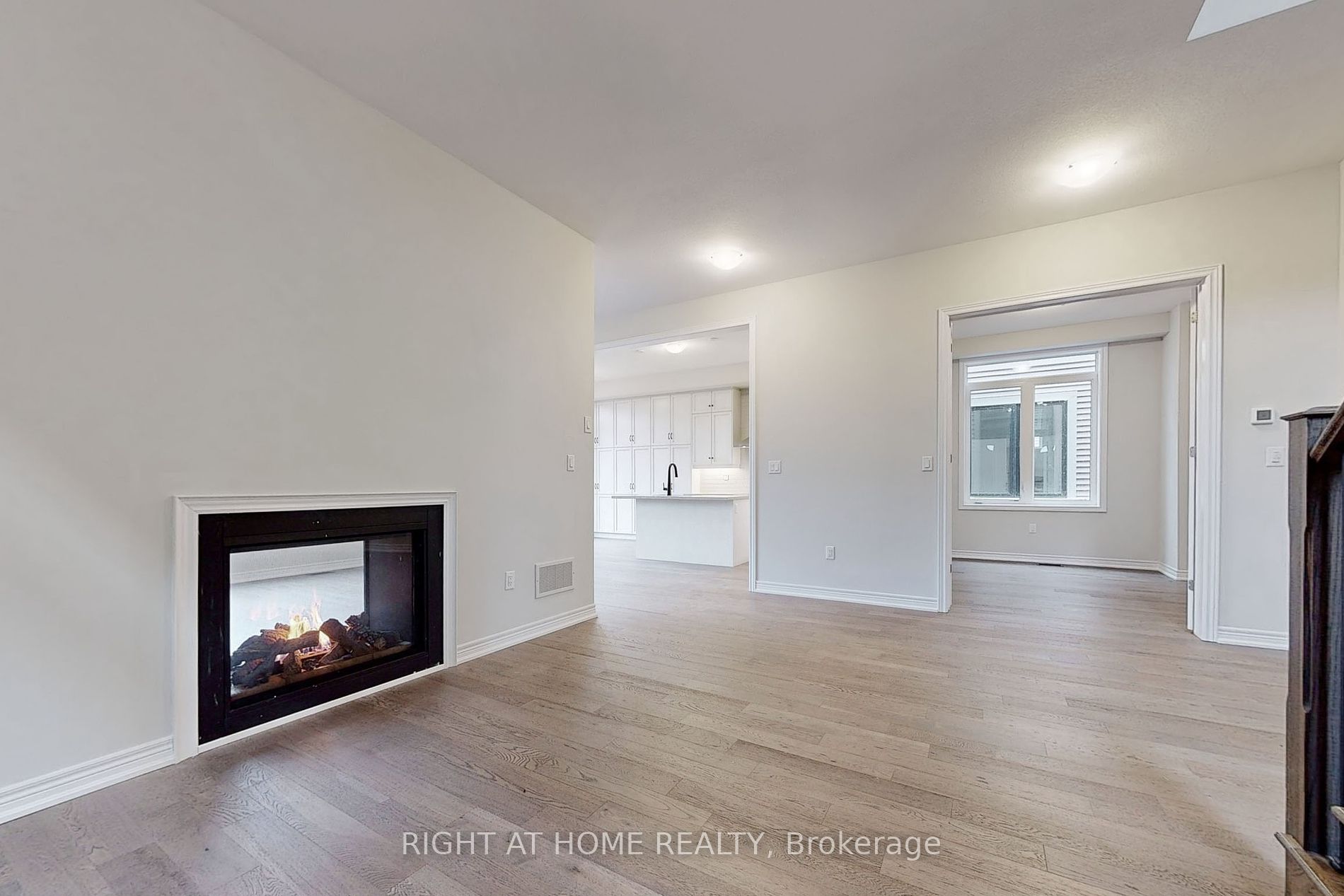 91 Starfire Cres