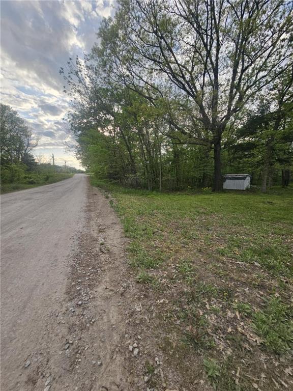 305 & 309 E Sugar Lake Drive