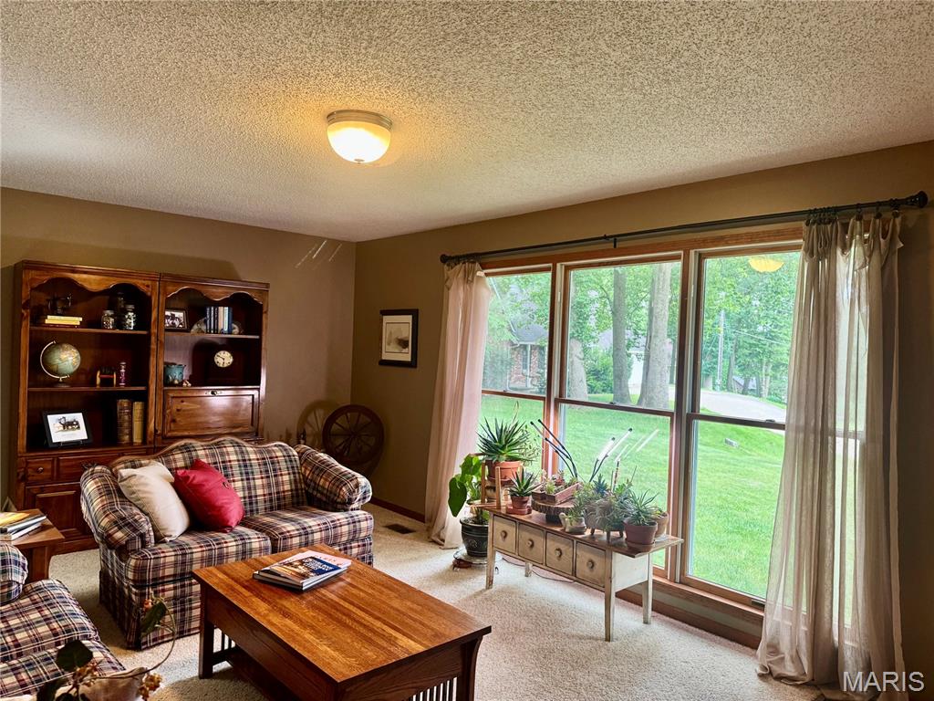 4141 Windmere Drive