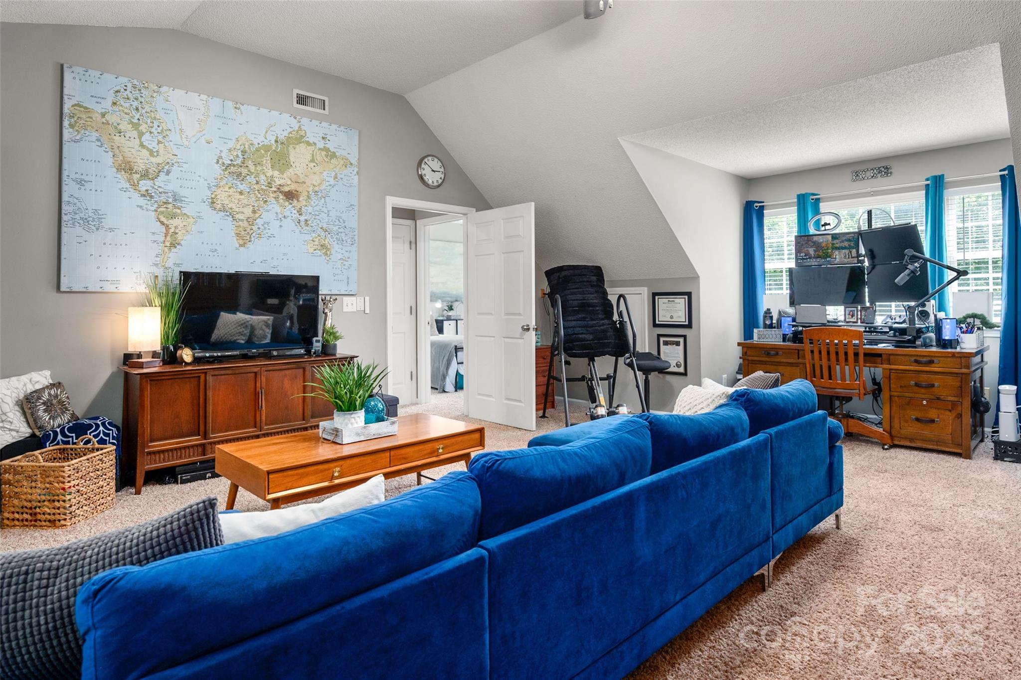8619 New Oak Lane