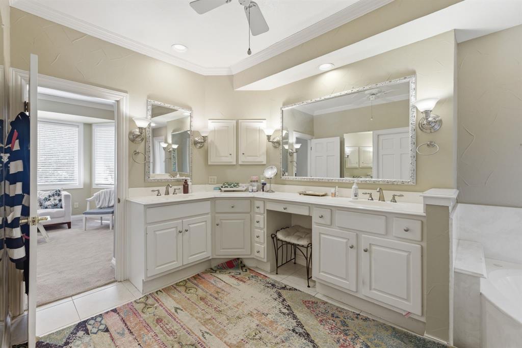 605 Shady Brook Court