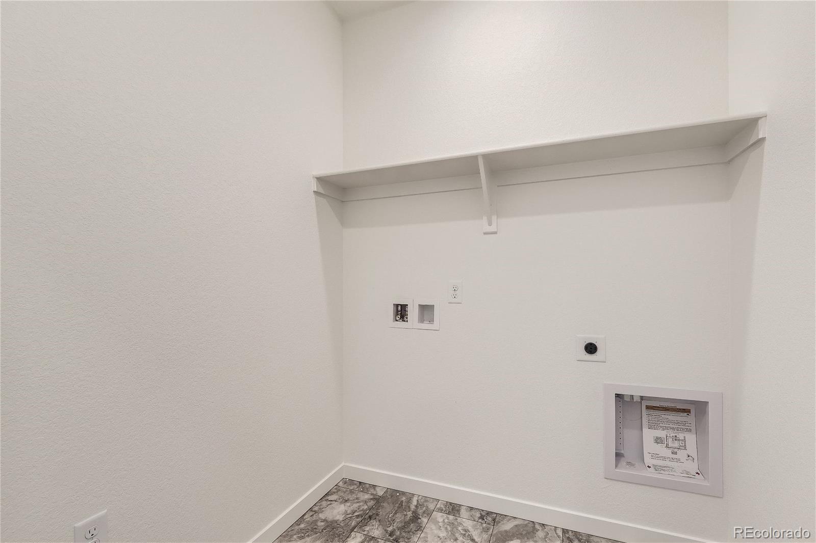 5174 N Quemoy Street