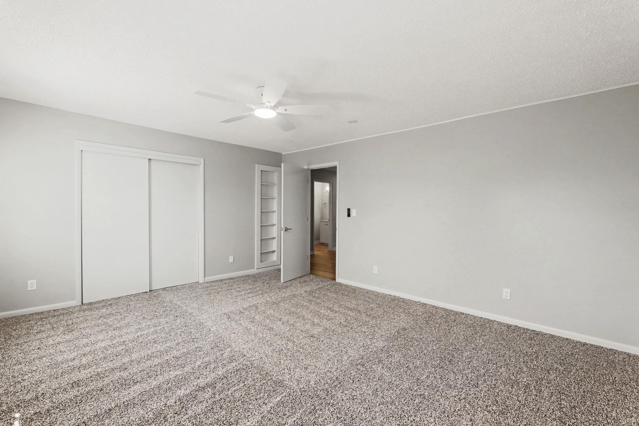 2222 W Greenfield St