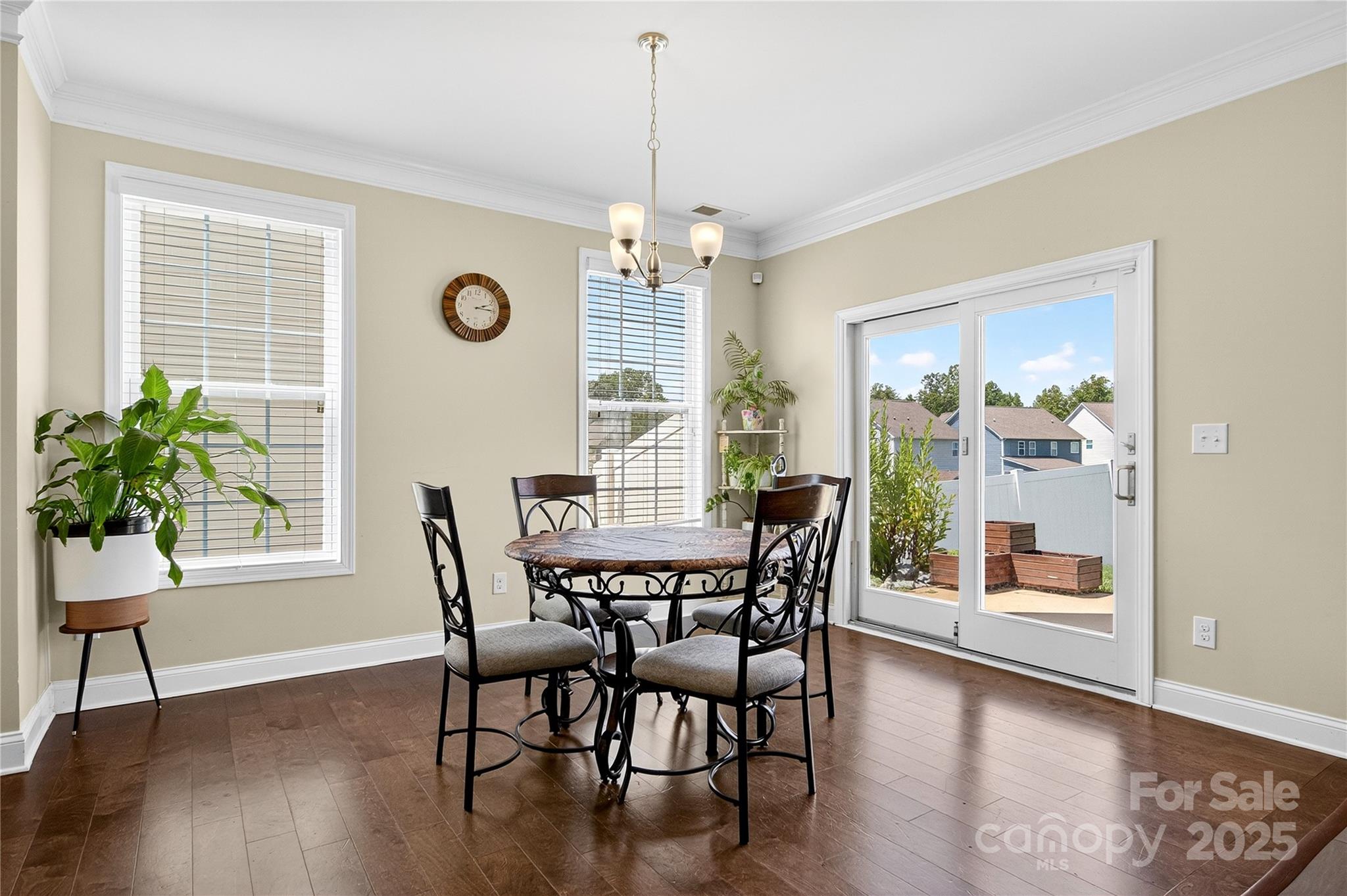 3930 Norman View Drive