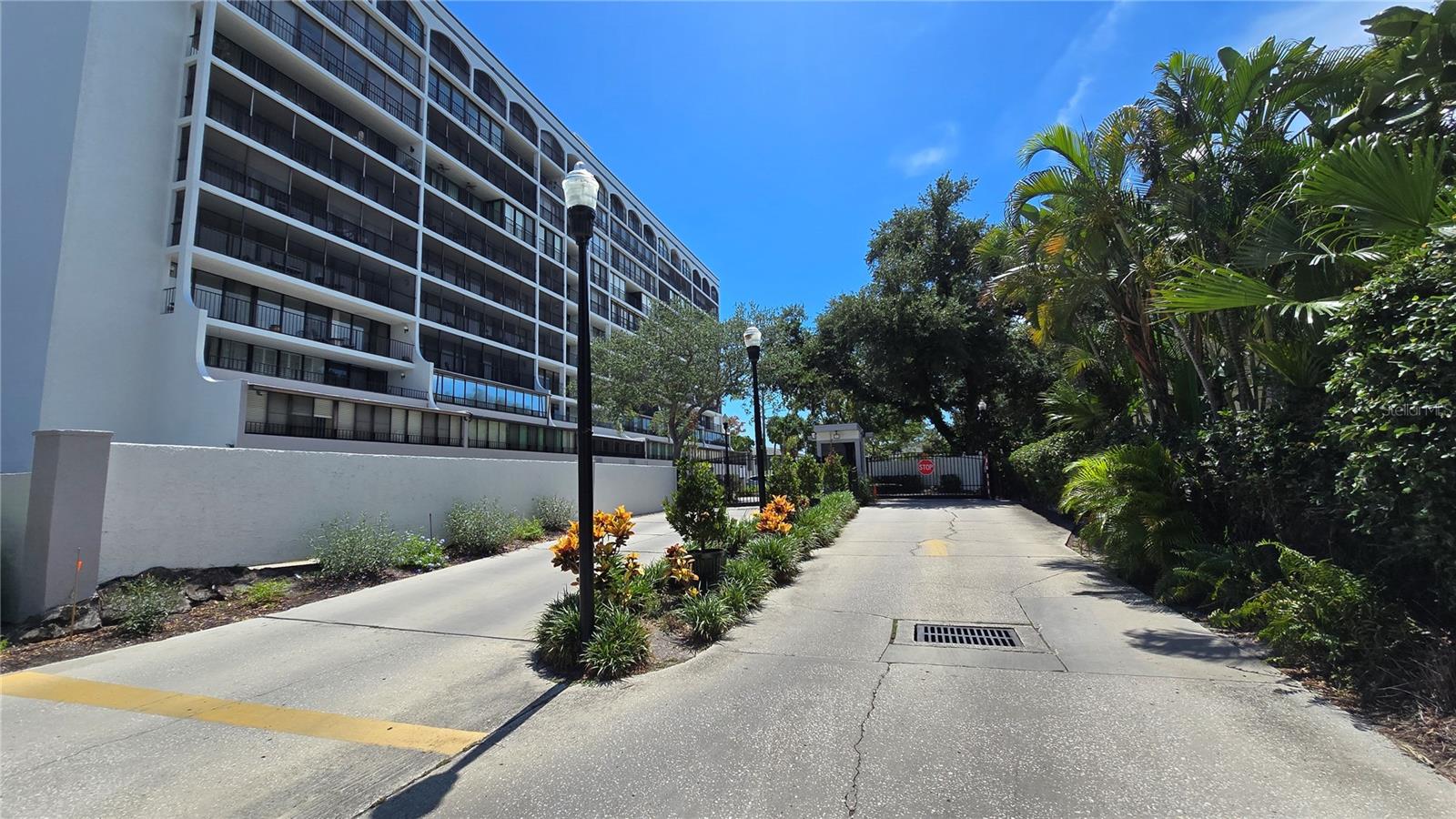 3211 W Swann Avenue 1110
