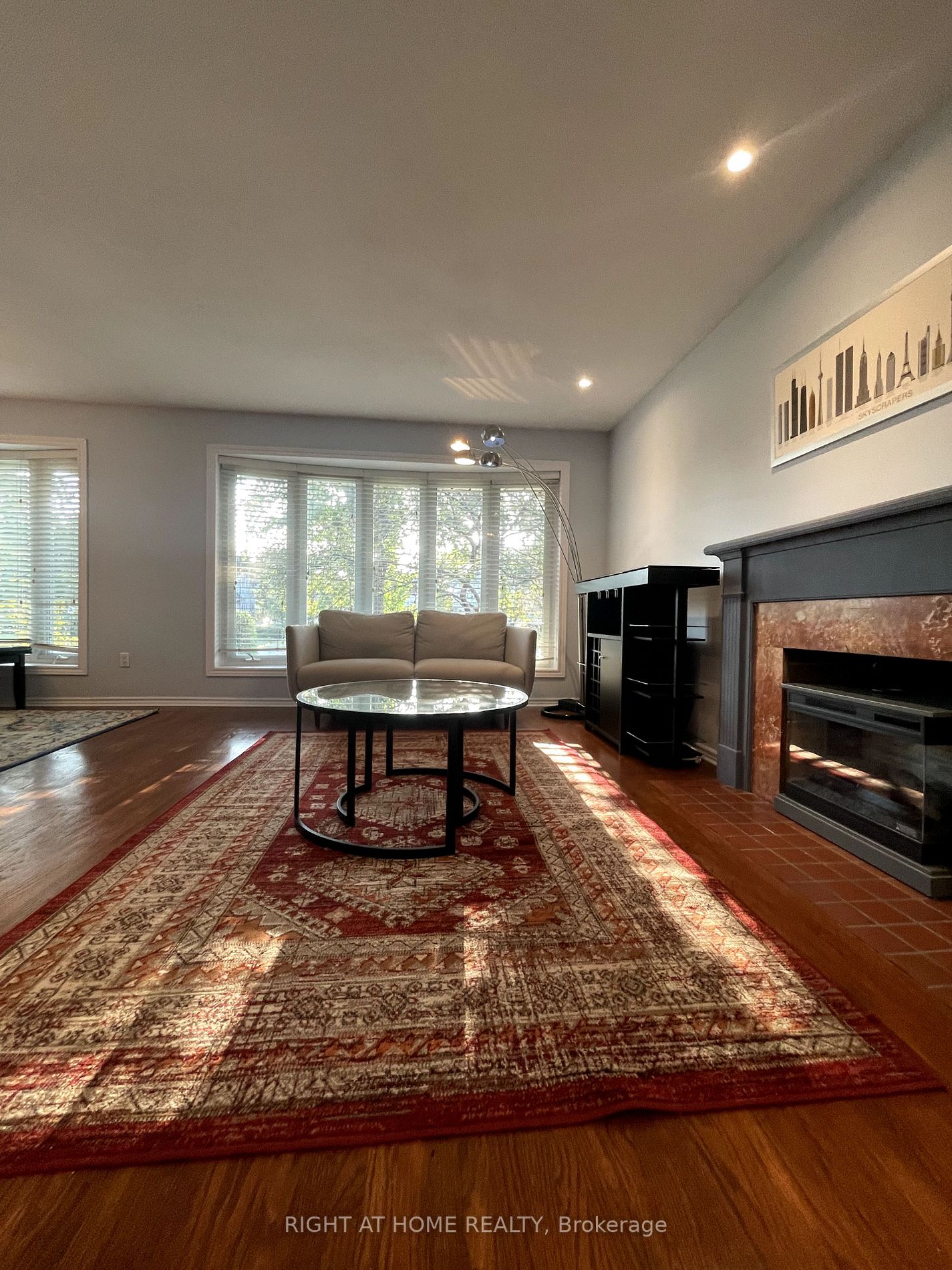 381 Martin Grove Rd