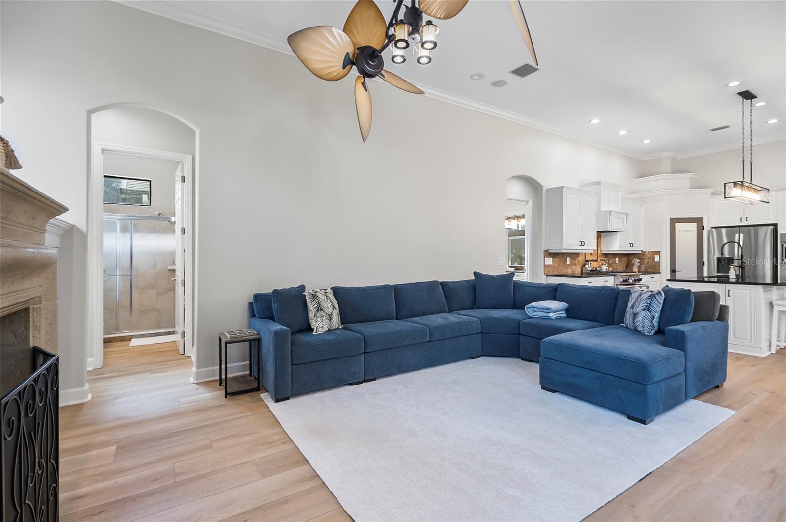 15 S Waterview Drive