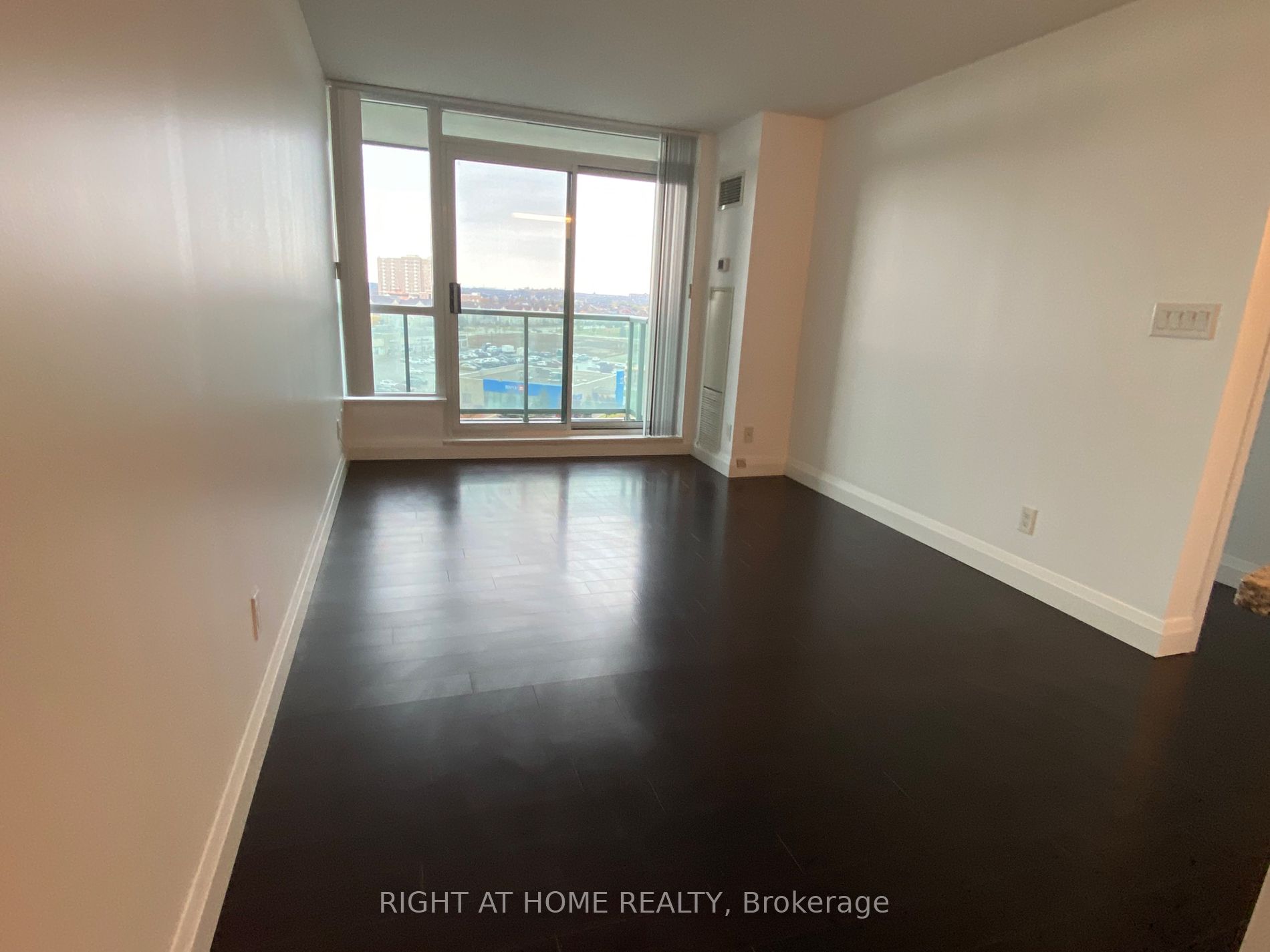 4850 Glen Erin Dr #911