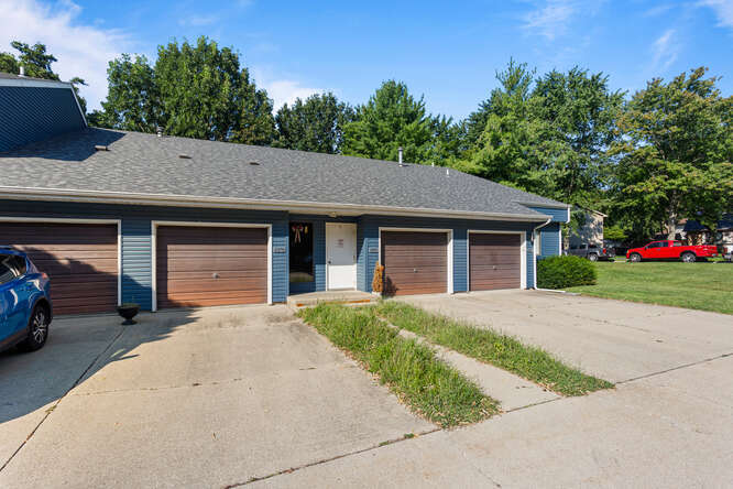 2579 Clayton Boulevard 2579