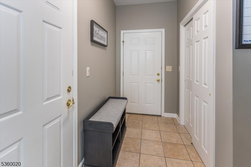 22 Troon Dr