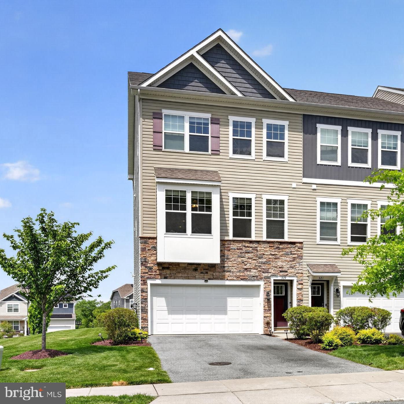 Welcome to 319 Dawson Pl in the desirable community of Dowlin Forge Station. This spacious end-unit townhome is located within the Award Winning Downingtown School District with Stem Academy and offers 3 bedrooms, 2.5 baths, 2 car garage, and 3 levels of finished living space! You’ll love the open layout with an abundance of natural light and 9ft ceilings. The kitchen features an oversized island, maple espresso cabinets, granite countertops, beautiful tile backsplash, recessed lighting, and stainless steel appliances. Off the dining room are sliders to the relaxing deck, perfect for the beautiful Chester County views! Upstairs, the owner's suite offers a large walk-in closet and an en suite with ceramic tile. Additional highlights include 2 bedrooms, a hall bath, and the convenience of a laundry room. The lower level finished space is perfect for a play room, gym or additional family room with access to the garage that is equipped with an electric vehicle charger (EVC) and sliders to a spacious back yard. You will not only enjoy this move in ready home, but your commute, as well. Dowlin Forge Station is conveniently located near shopping, parks and Routes 282, 30, 322 and PA Turnpike. Showings begin with the open house on 5/15 from 5-7pm. Make your appointment today!