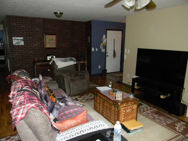 105 Hagerville Hollow Rd