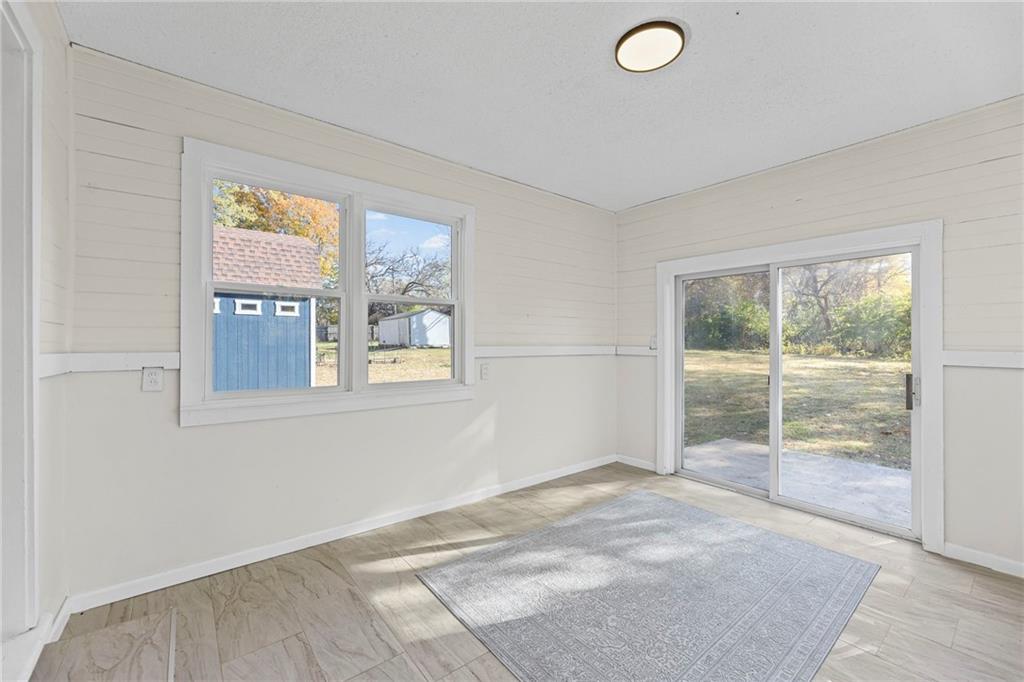 5631 Parkview Avenue