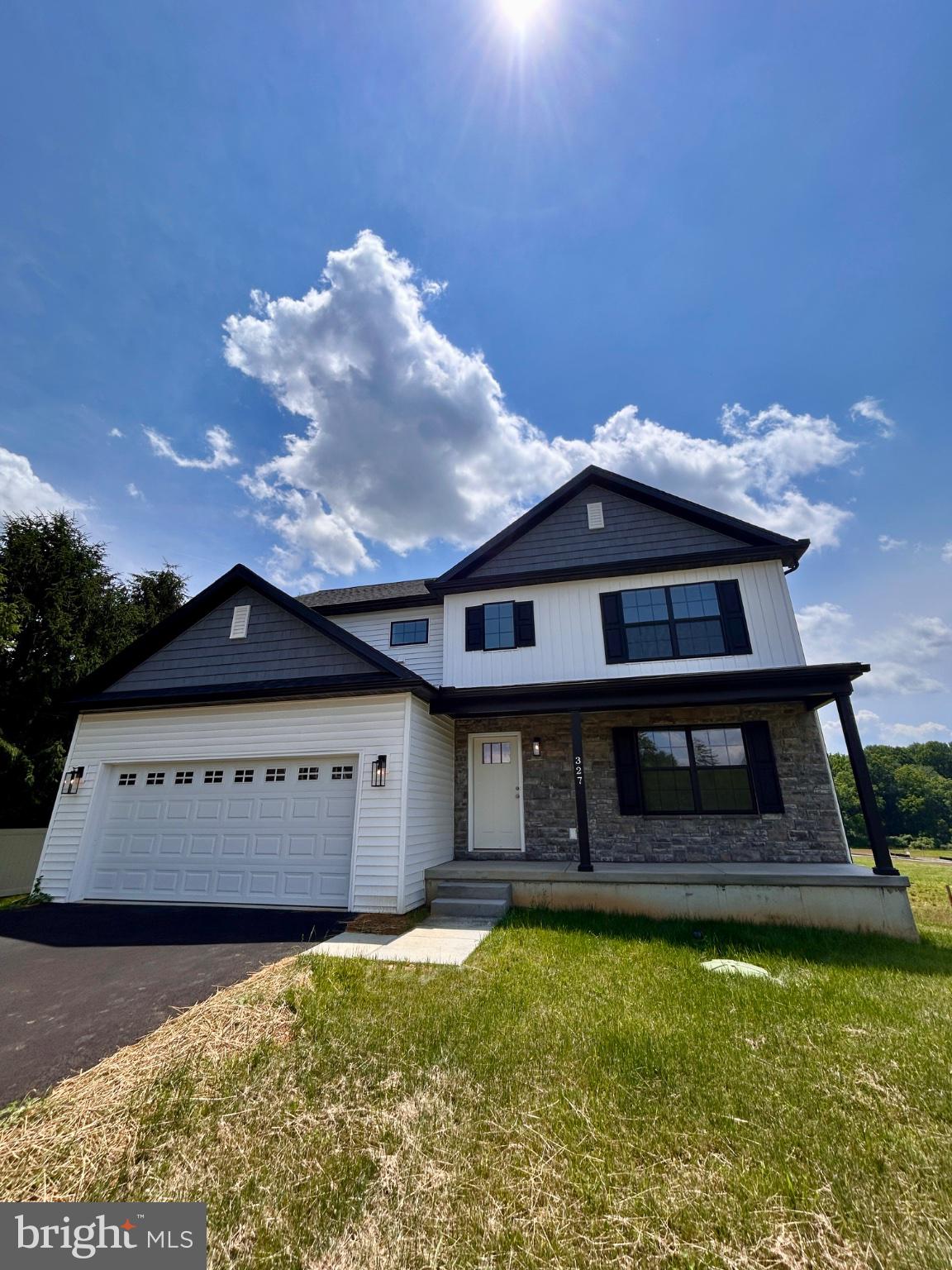 327 W Fritz Avenue