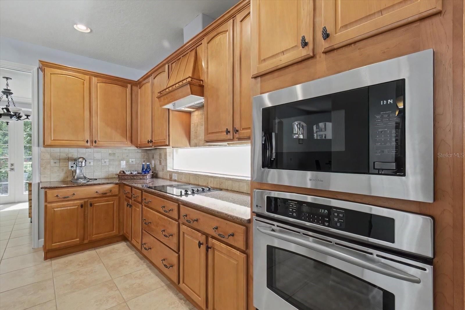 2835 Northampton Avenue