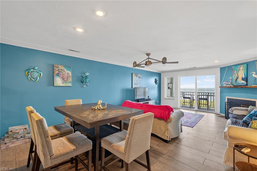 810 E Ocean View Avenue 201
