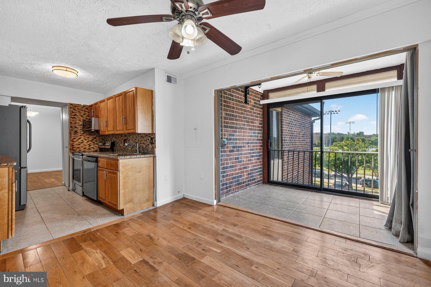 7716 Hanover Parkway 304