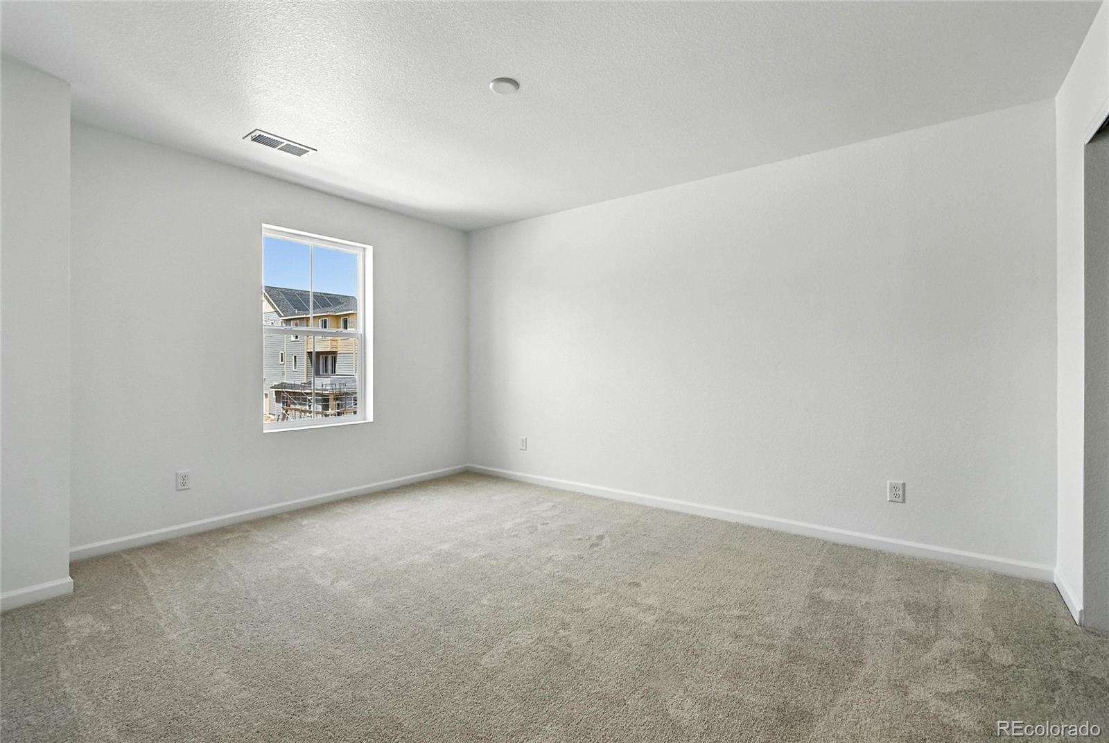 8836 Whiteclover Street