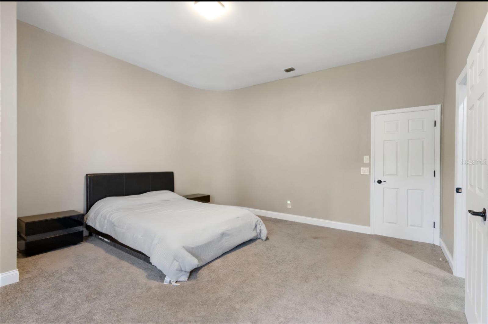 1126 Brownshire Court