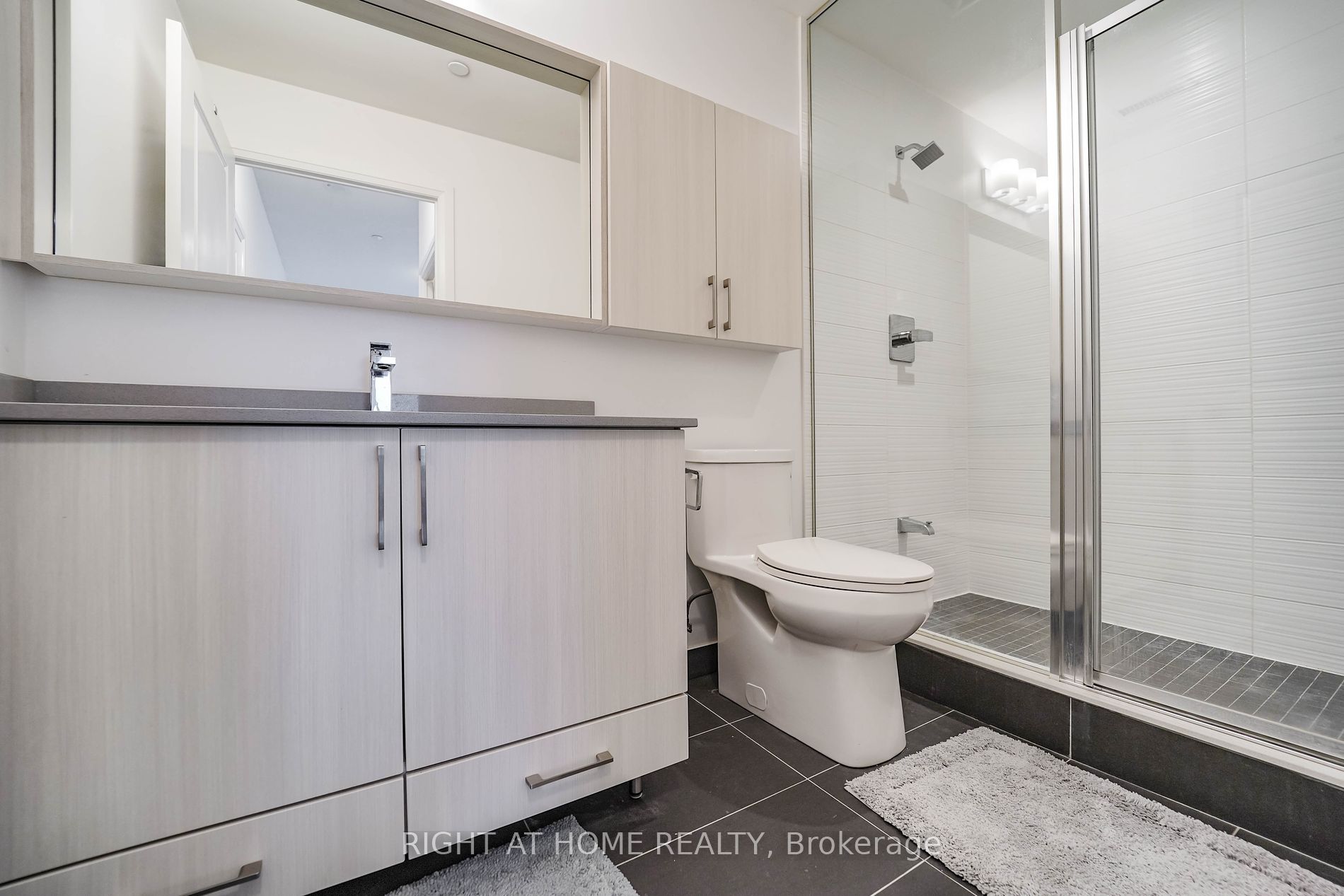 591 E Sheppard Ave 705