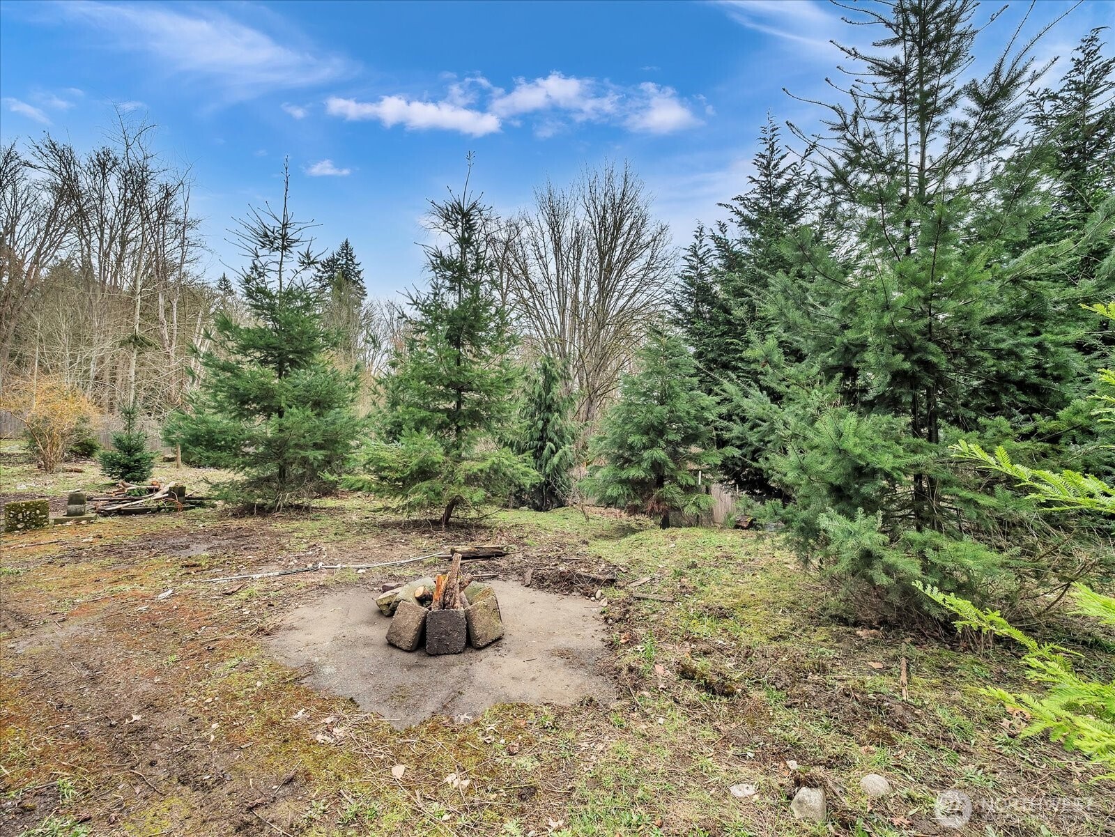 1819 Sunnyside Boulevard