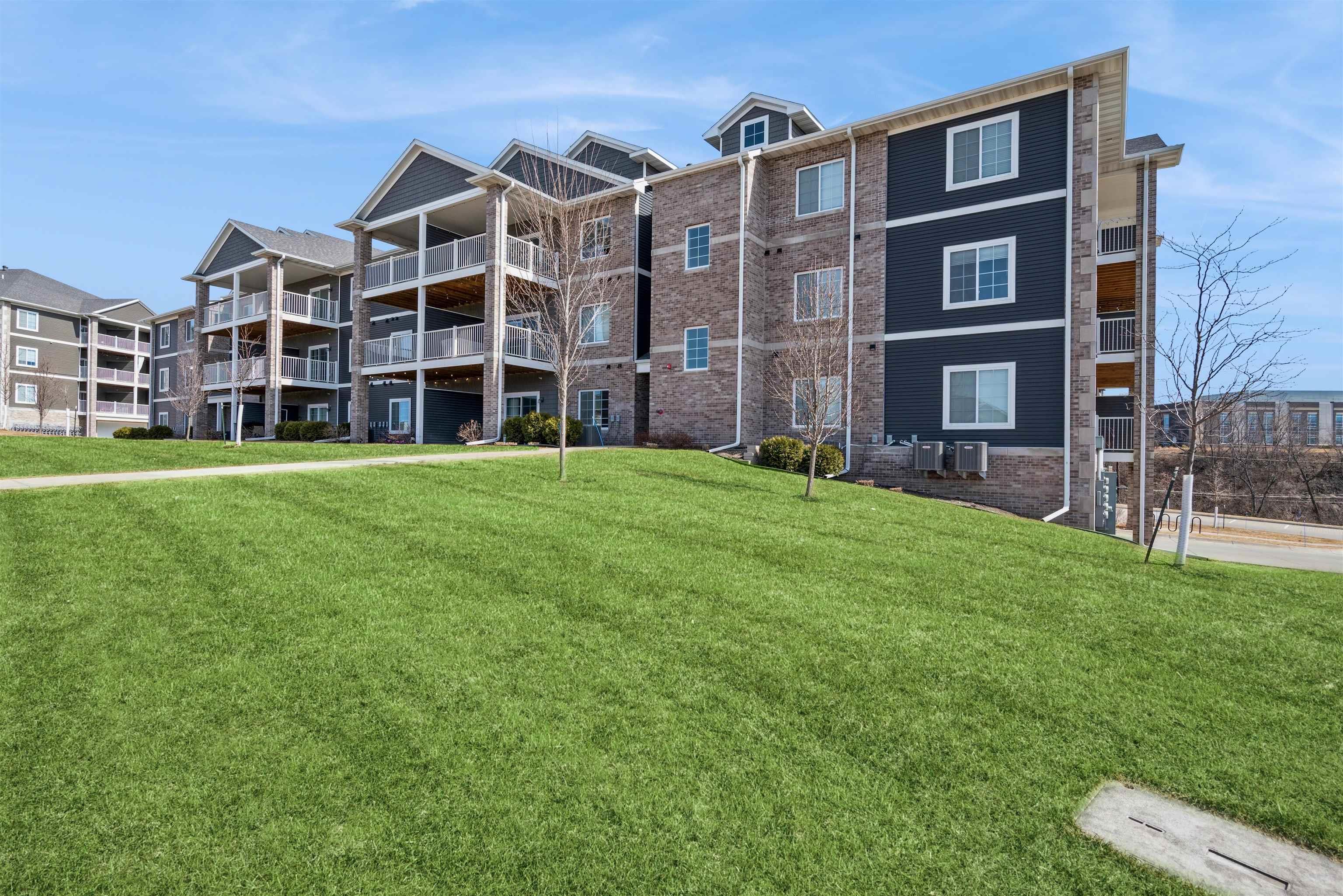 2867 Spring Rose Circle 109