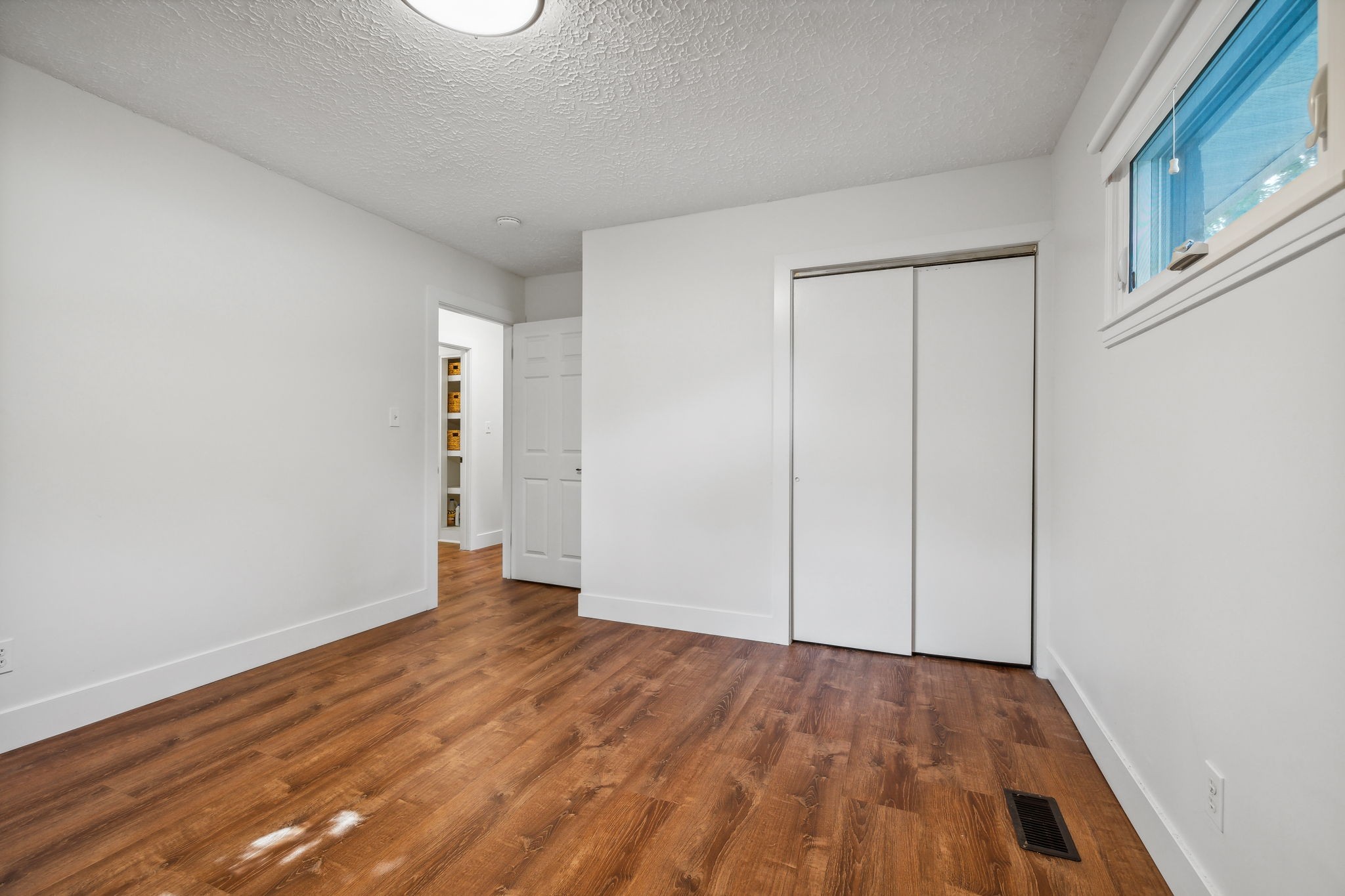 125 Lorraine Dr