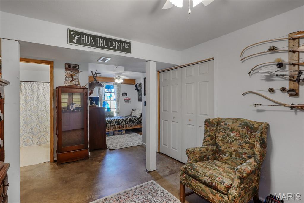 301 Ridgewood Court