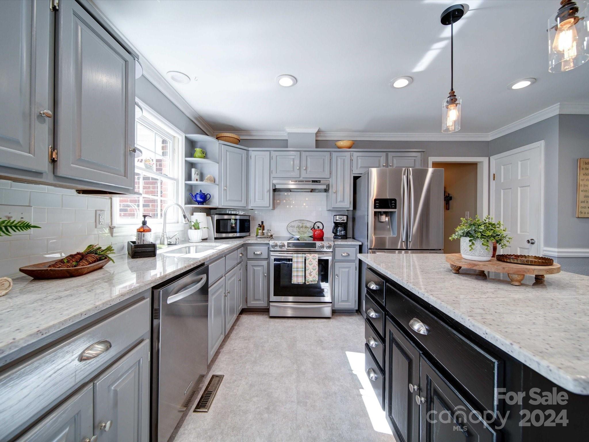 5044 Scaleybark Court 133