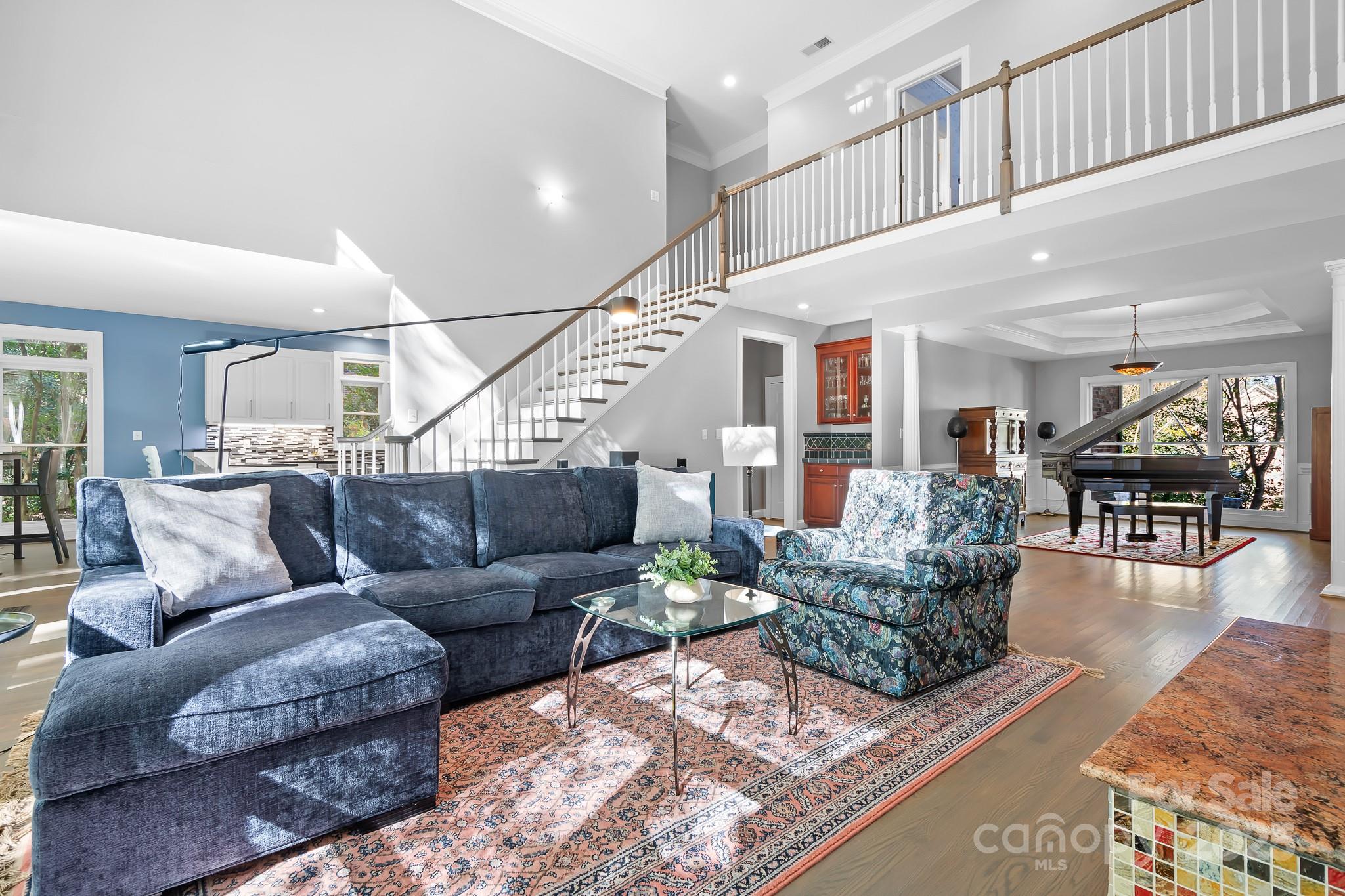 16033 Agincourt Drive