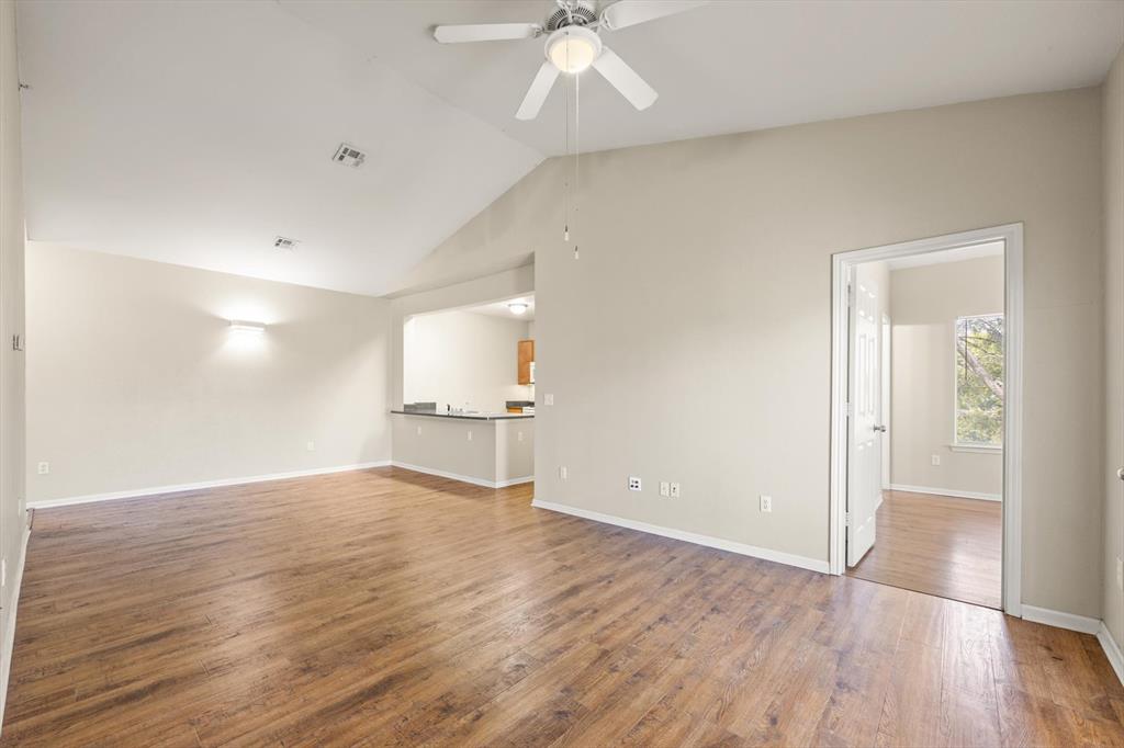 Don’t miss this opportunity to own a two-bedroom, two-bathroom condo at The Edge at Norman! Featuring a practical layout and an in-unit washer and dryer, this property offers comfort and everyday convenience in a desirable location near the University of Oklahoma. With easy access to shopping, dining, and major roadways, it is an excellent option for homeowners, students, parents, or investors. Schedule your showing today before it’s gone!
