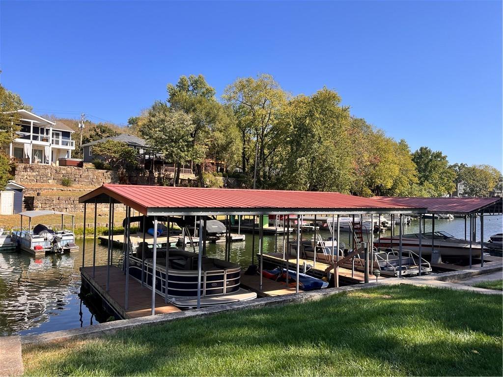 22 U Lake Shore Drive