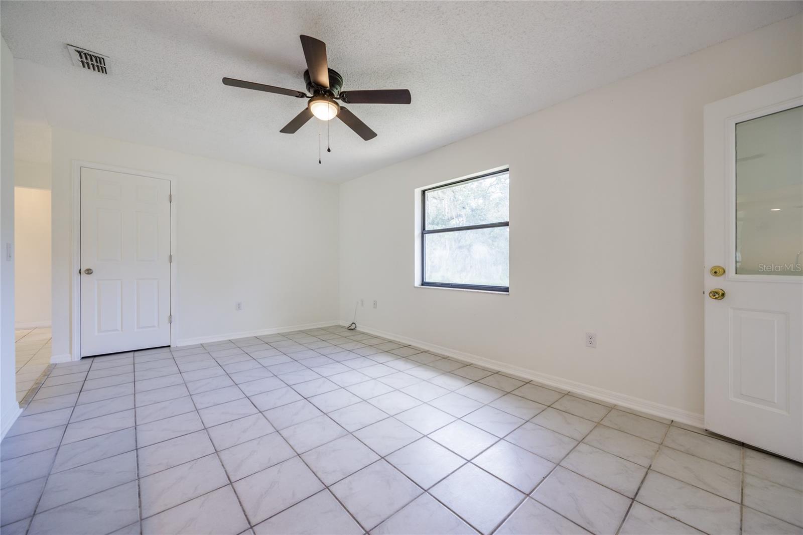 3207 E Withlacoochee Trail