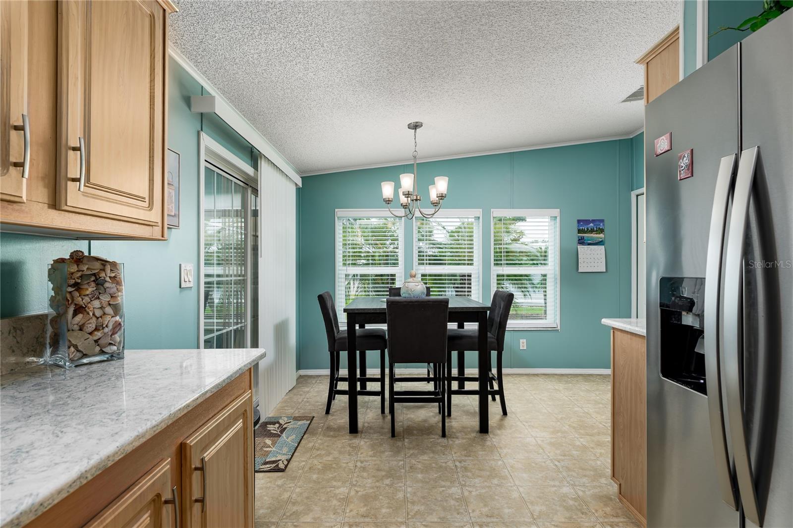 8523 Countess Avenue Circle