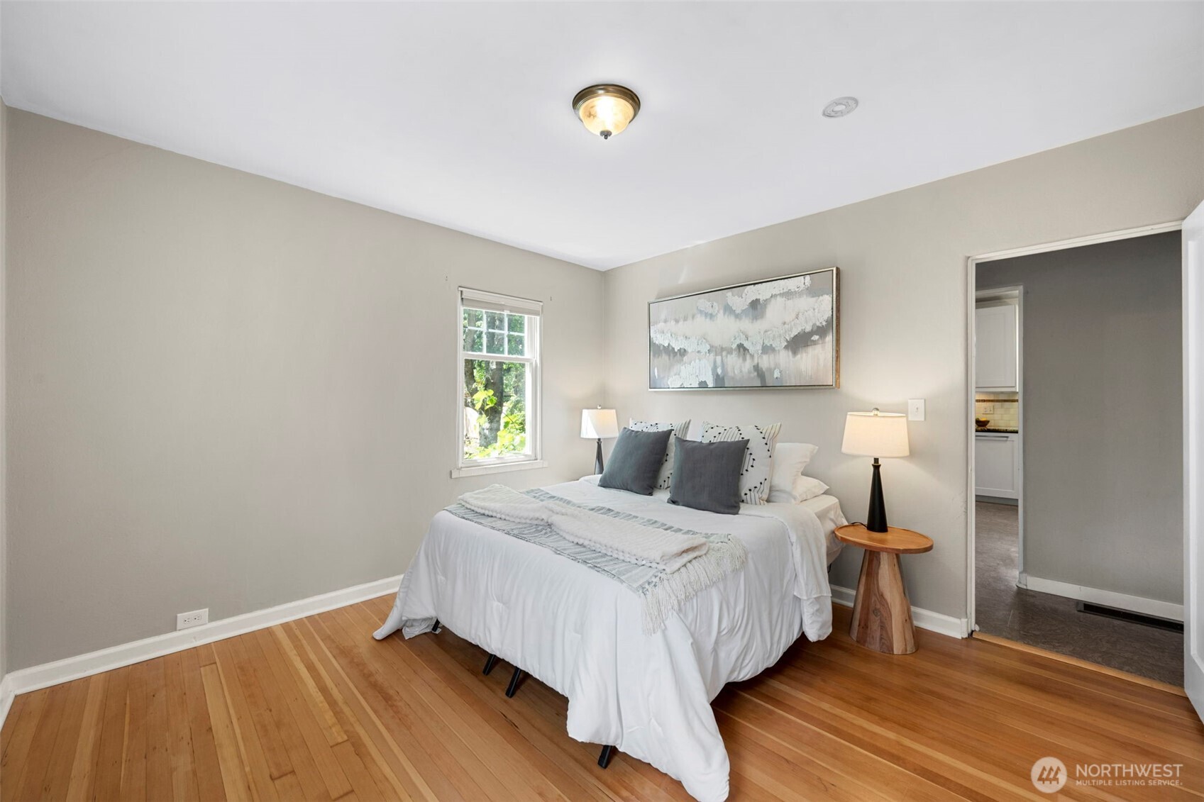 1047 NE 98th Street