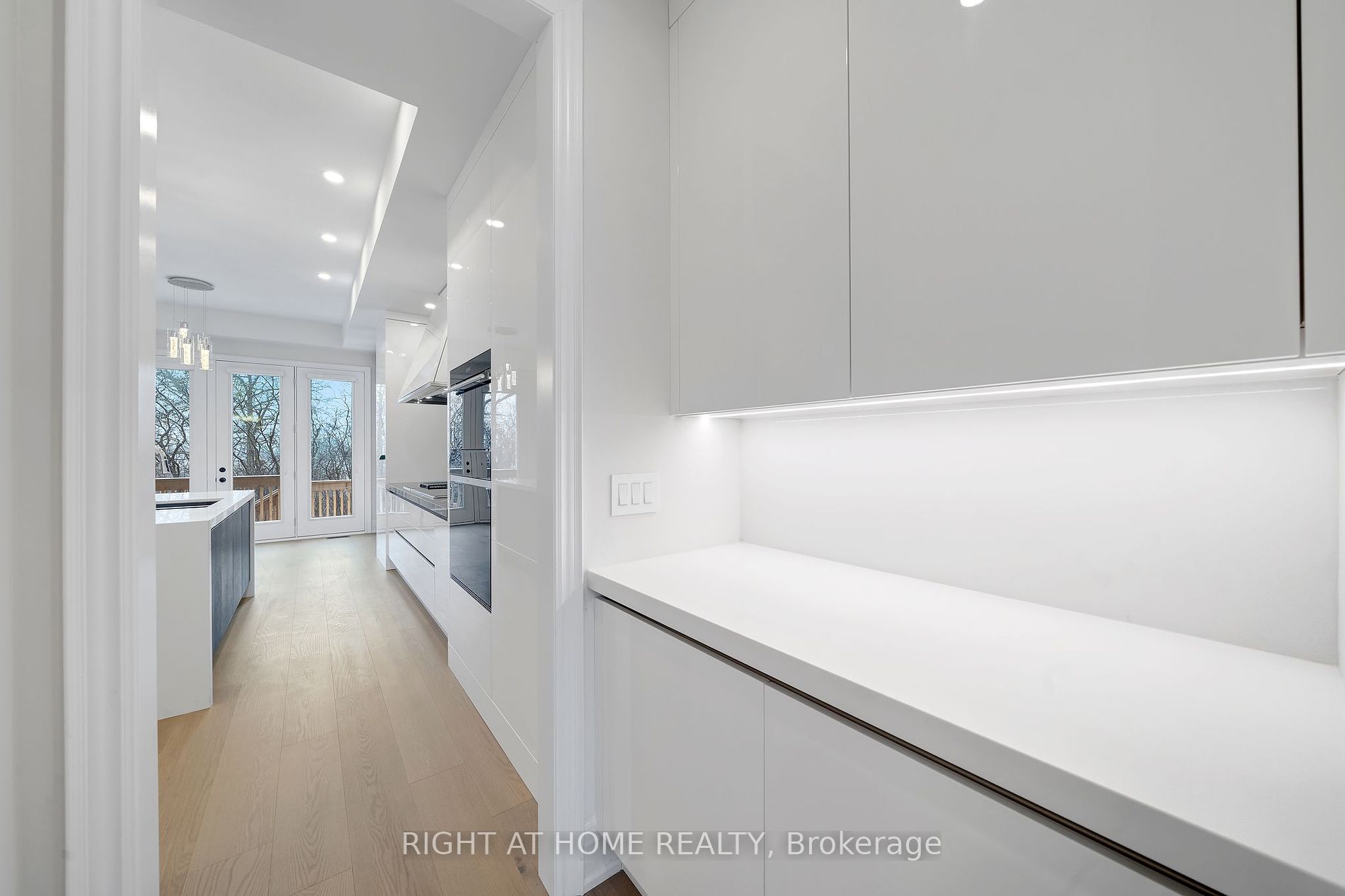 2344 Charles Cornwall Ave