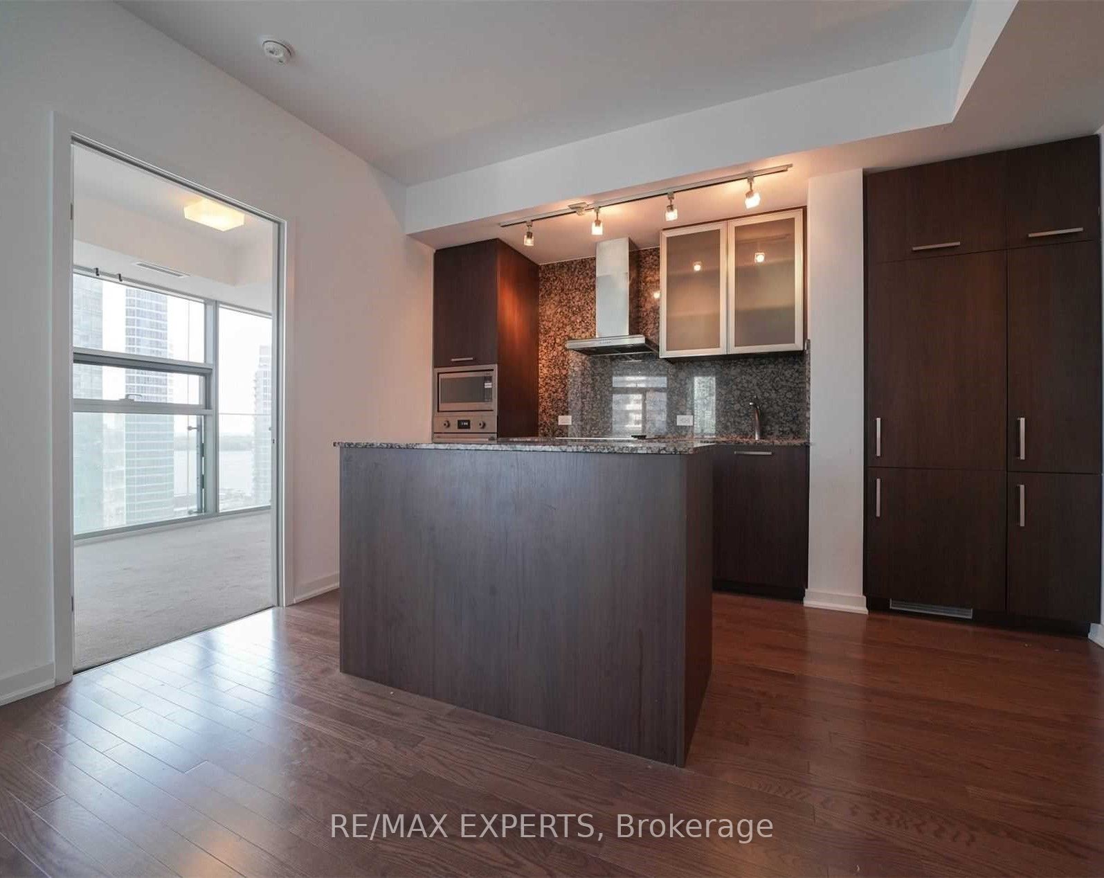 14 York St 1602