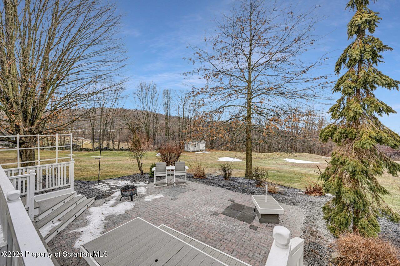 15 Longview Terrace